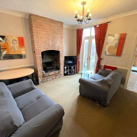 26 Leslie Road - Photo 1