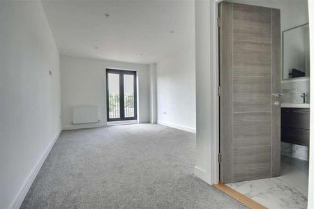 Lombardy House, Governors Walk, PO3 - Photo 2