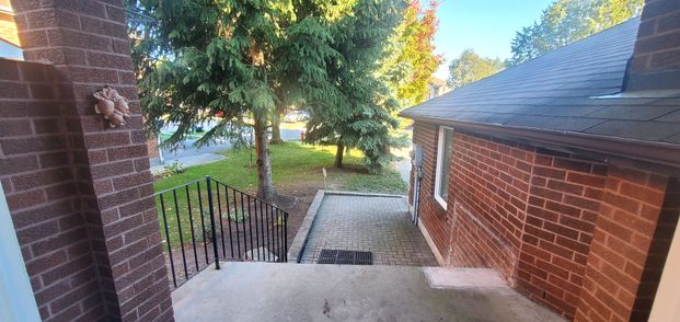 For Lease - 2545 Addingham Crescent, Oakville, Ontario - Photo 1