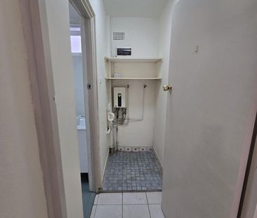 Warm & Cosy 2-Bedroom Unit FOR LEASE in Prime Auburn Location - Photo 5