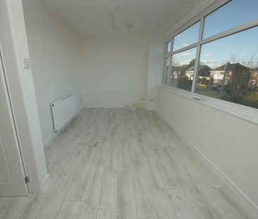 3 bedroom flat to rent - Photo 1