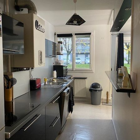 Appartement F2 avec balcon + garage + place parking extérieur - Photo 3