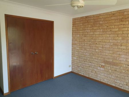 PLEASANT TWO B/r PLACE TO LIVE CLOSE & HANDY TO TOWN - Photo 5