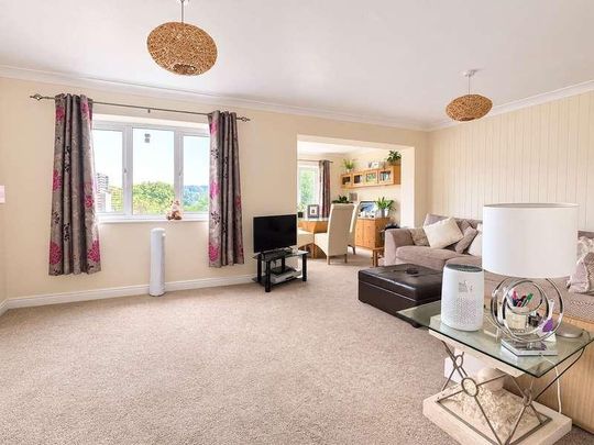 Quarry Hill, Quarry Hill, Godalming, Surrey, GU7 - Photo 1