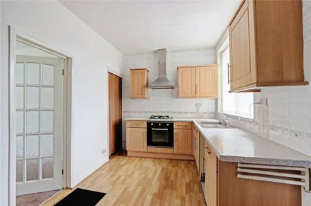 2 bedroom terraced house to rent - Photo 2