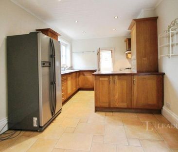 4 bedroom house to rent Cliftonville, Dorking, Surrey, RH4 - Photo 6