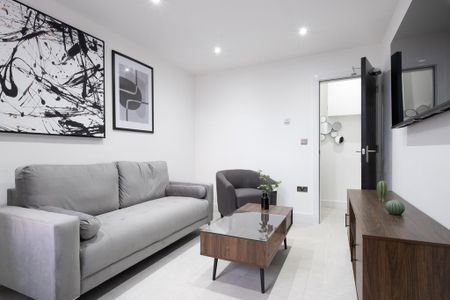 4 bedroom terraced house to rent - Photo 2