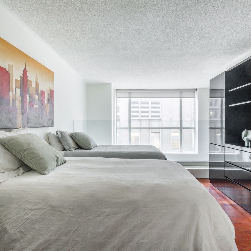 For Lease - 80 Cumberland Street Unit# 1103, Toronto, Ontario - Photo 1