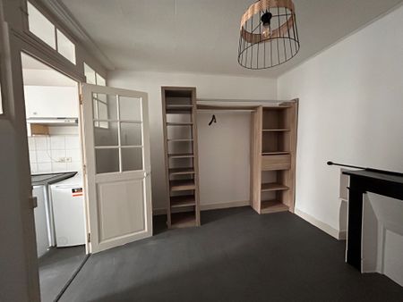 - A LOUER STUDIO 28M2 - PROCHE DU CENTRE VILLE PAU - - Photo 2