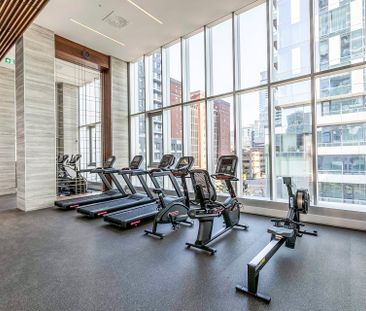 Boul. René-Lévesque O., H3G 0H6, Montréal - Photo 5