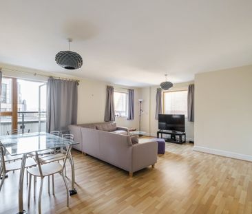 2 bedroom apartment to rent - Photo 4
