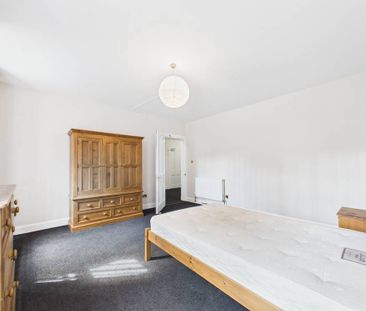 Coates Place - Photo 5