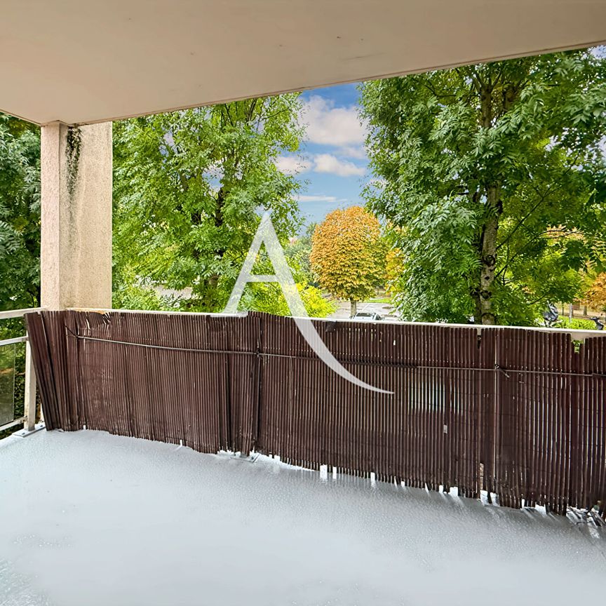 Location appartement 1 pièce, 31.89m², Bois-d'Arcy - Photo 1