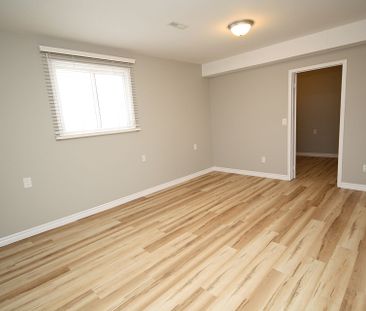 For Lease - 36 Porritt Street Unit# B, Barrie, Ontario - Photo 2