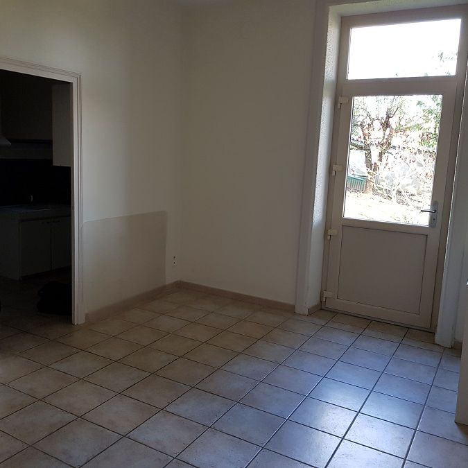 T2 Rez-de-chaussée au calme, - Photo 1