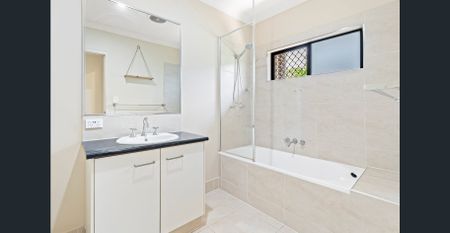 Family home in Gordonvale - Photo 5