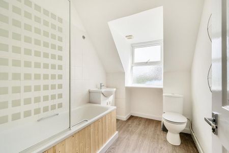 3 bedroom property to rent - Photo 4