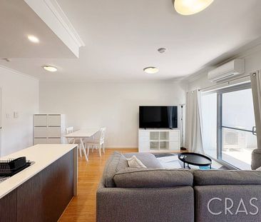 Modern Fully Furnished 1-Bedroom Apartment – Just 10 Minutes from P... - Photo 4
