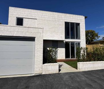 Simply the best - Photo 2