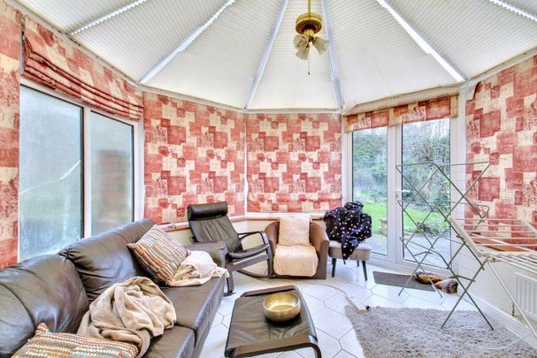 5 bedroom semi-detached house to rent - Photo 1