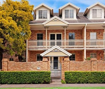 2/37 Railway Street, Merewether NSW 2291 - Photo 1