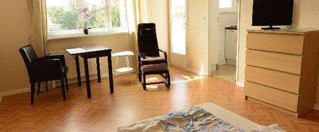 Schicke 1-Zi-Wohnung mit Balkon in Wilmersdorf - Foto 1