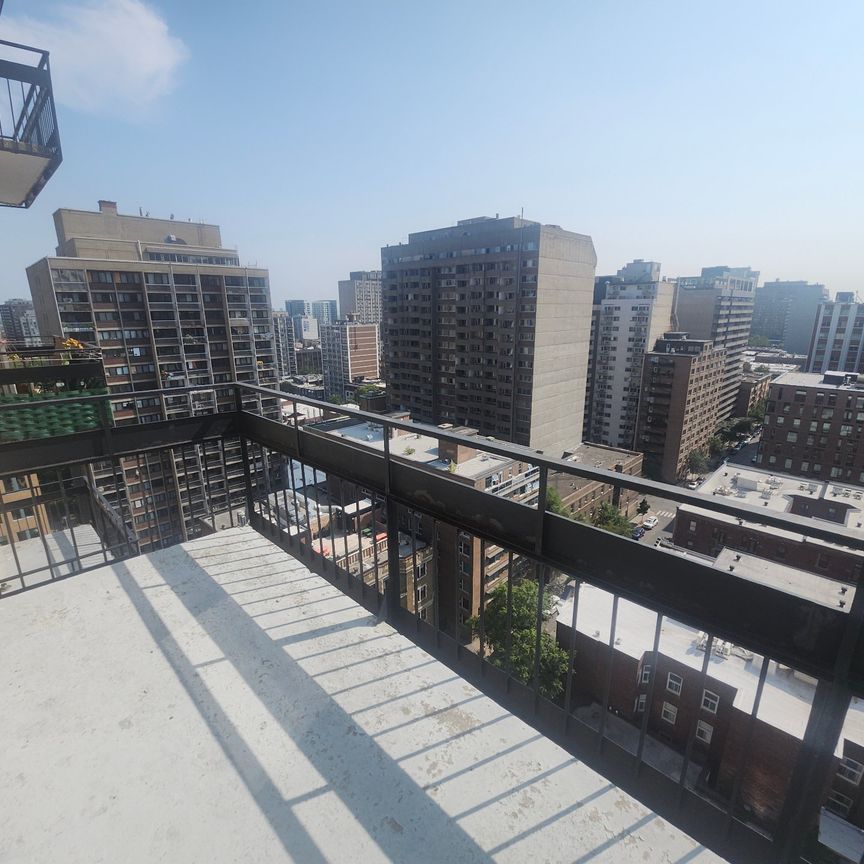 2300 Rue St Mathieu, Montréal (Ville-Marie), QC H3H - Photo 1