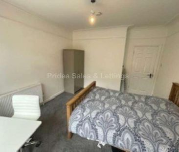 Newcombe Road, Southampton, SO15 - Photo 4