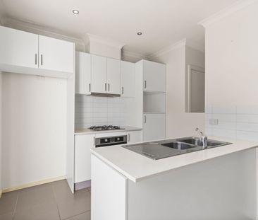 Low-Maintenance Lifestyle with Modern Finishes - Photo 3