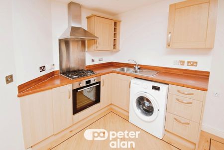 Amelia Way, NEWPORT - Photo 2