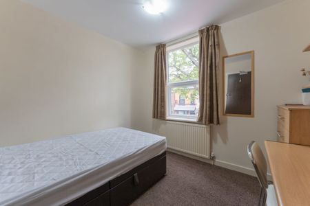 292 Tiverton Road - Photo 4