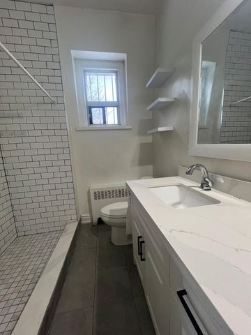 For Lease - 1528 Queen Street Unit# 1, Toronto, Ontario - Photo 5