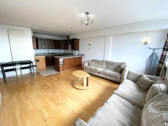 2 bedroom apartment to rent - Photo 1