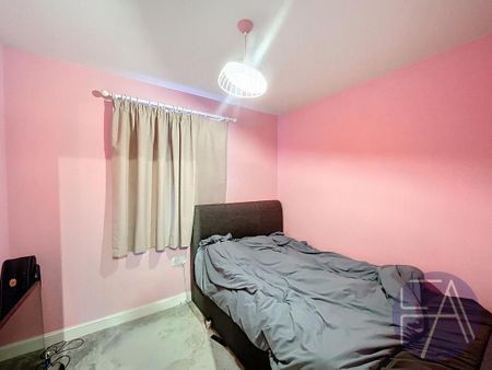 4 bedroom detached house to rent - Photo 3