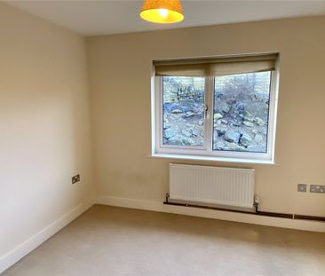 Waterstone Court, Halifax Road, Dewsbury, WF13 - Photo 3