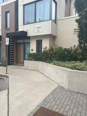 For Lease - 1040 Portage Parkway Unit# 54, Vaughan, Ontario - Photo 1