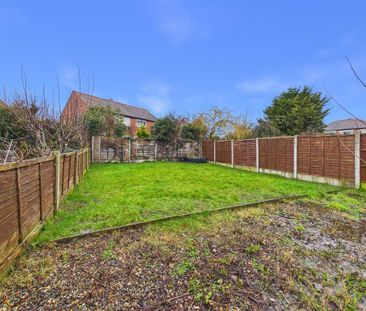 2 bedroom flat to rent - Photo 6