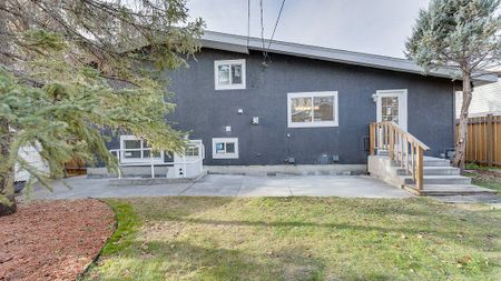 260 Southampton Drive Southwest, Calgary - Photo 5