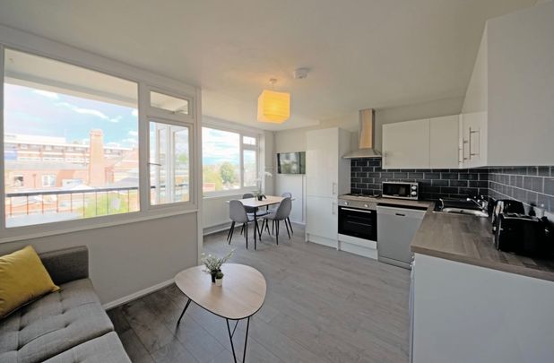 Room in a Shared Flat, Hereford Street, E2 - Photo 1