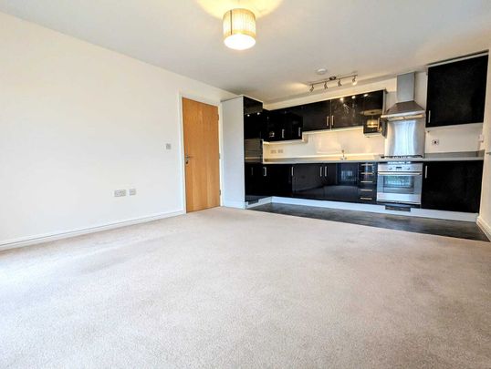 Meadow Way, Pontyclun, Tyla Garw - Photo 1