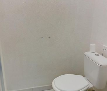 Location Appartement 2 pièces 42m² ST ANDRE DE CUBZAC 33240 - Photo 4