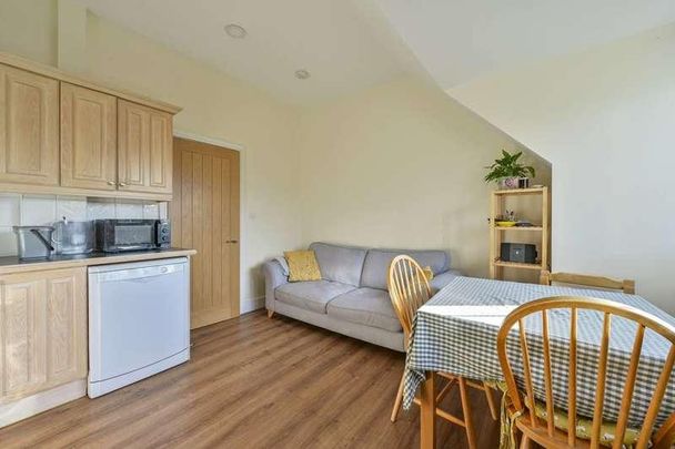 Keswick Road, East Putney, SW15 - Photo 1