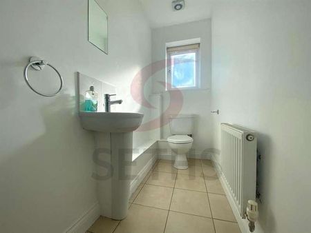 Humberstone Park Close, Leicester, LE5 - Photo 3