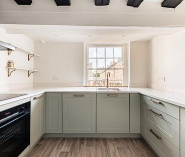 2 bedroom maisonette to rent - Photo 4