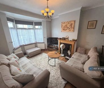 4 bedroom terraced house to rent - Photo 4