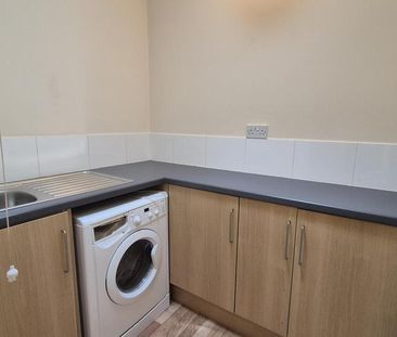 3 bedroom detached house to rent - Photo 6