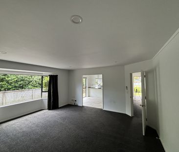 Paraparaumu - 3 Bedrooms - Photo 2