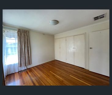11/114 Shannon Street, Box Hill North, Vic 3129 - Photo 4