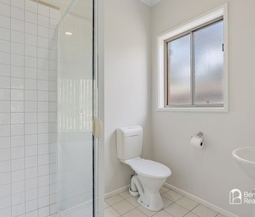 Modern Living in a Prime Flora Hill Location - Photo 6