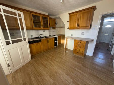2 bedroom terraced house to rent - Photo 5